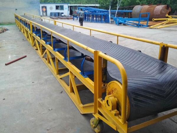 大傾角皮帶輸送機(jī)的焊接間隙問題有哪些？